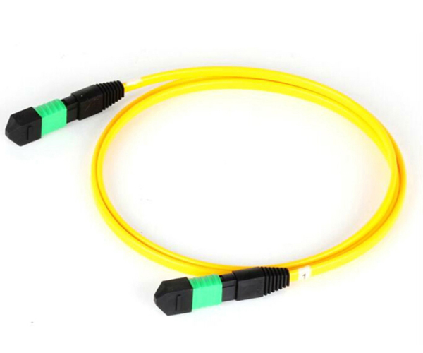 12 Fibers Type B LSZH OS2 9/125 Single Mode MPO Trunk Cable