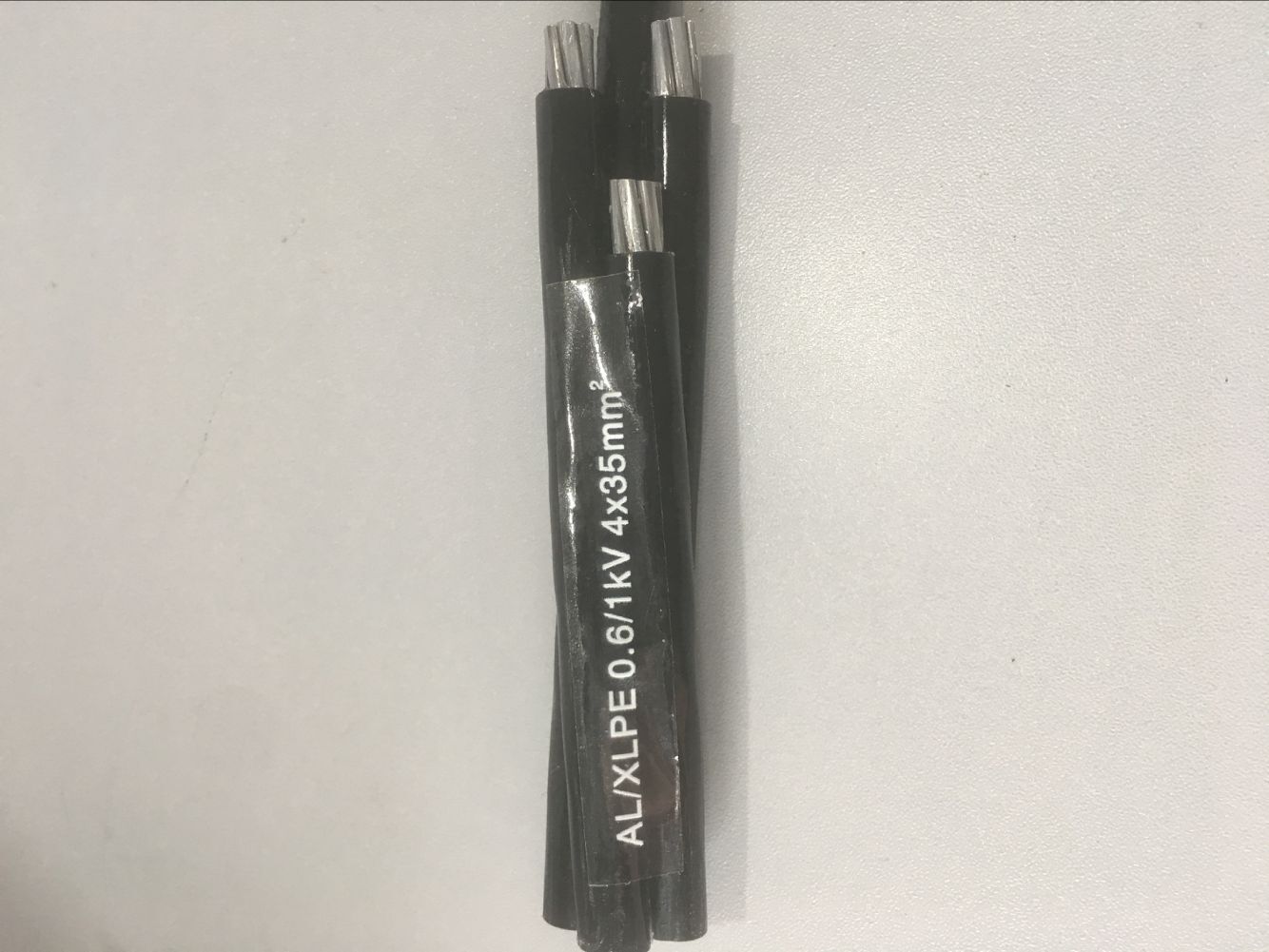 Aluminum Electrical XLPE/PVC/PE Insulated Quadruplex 4X35sqmm ABC Cable