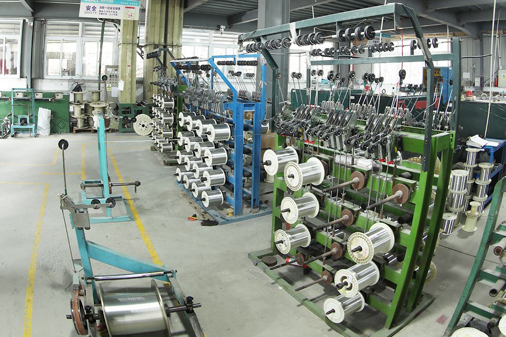 Factory Supplier Low Voltage Copper Conductor XLPE Insulated Cable High Quality